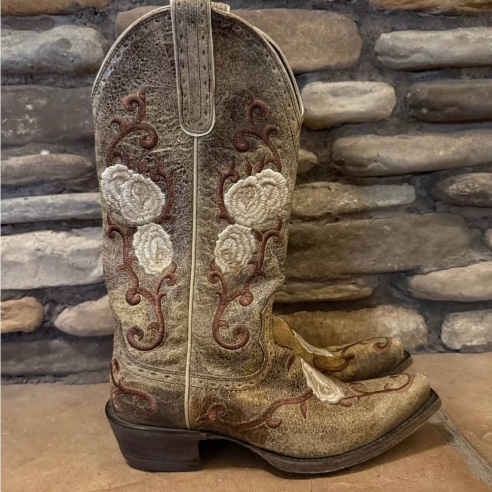 Women's Ariat Western Cowboy Boots